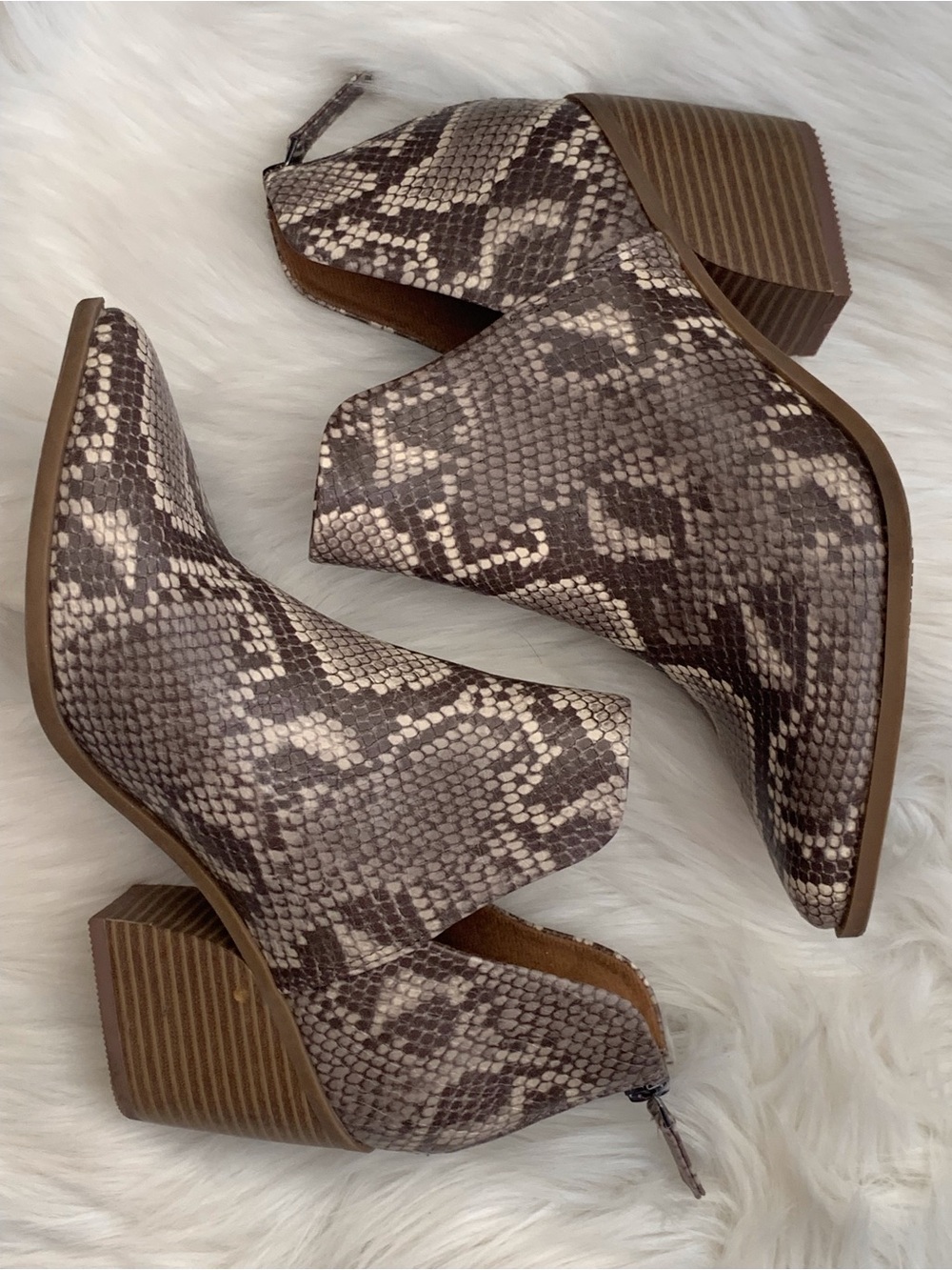 Scoop Snake-Print Ankle Booties in Taupe/Brown Size 8